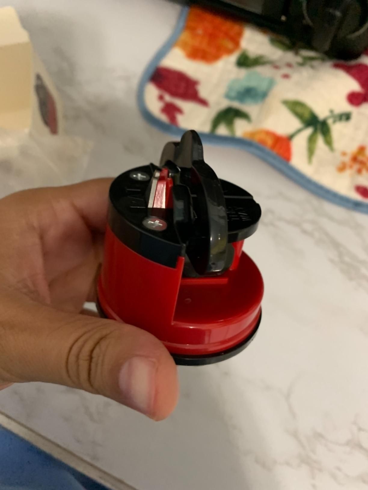 Hands-Free Manual Knife Sharpener